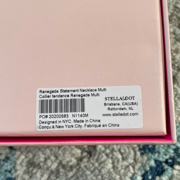 ❌Sold❌Stella & Dot Renegade Statement Necklace - Picture 4 of 4